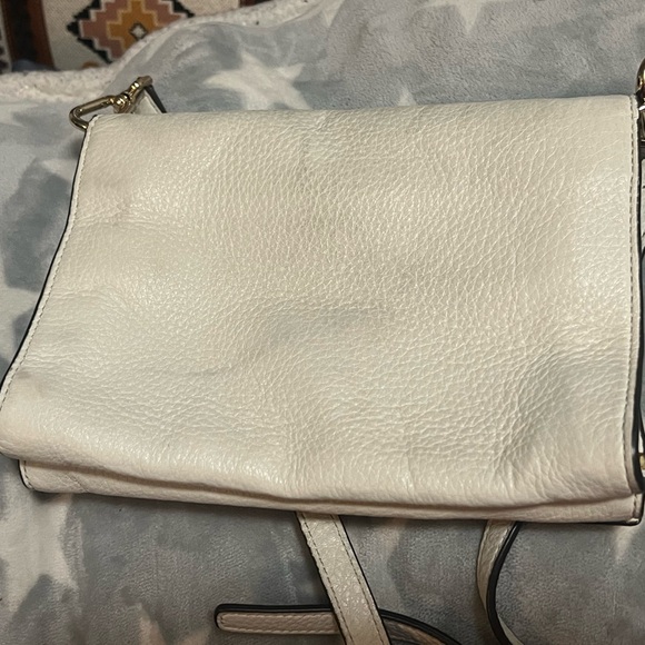 Tory Burch White Ivory Pebbled Leather Logo Crossbody Bombe T - Picture 4 of 6